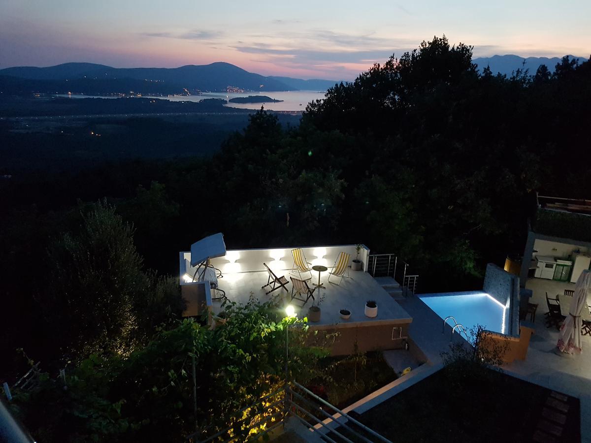 Panorama Apartment *